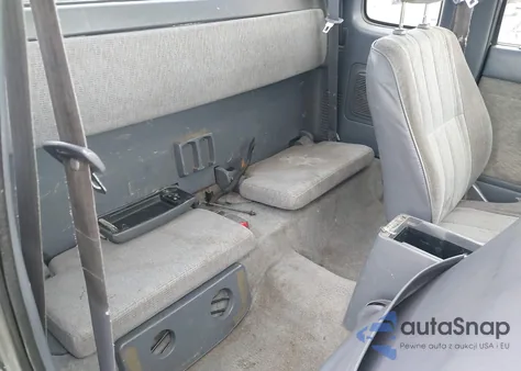 1999 Toyota Tacoma Prerunner V6 from USA, damaged, VIN 4TASN92N7XZ413641